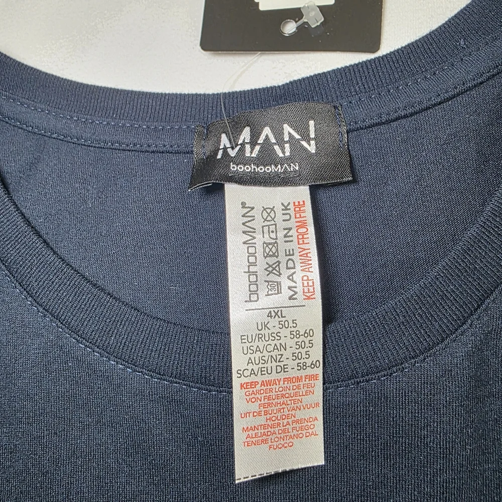 BoohooMAN Casual Classic Tshirt- Big & Tall Size 4XL Navy NWT